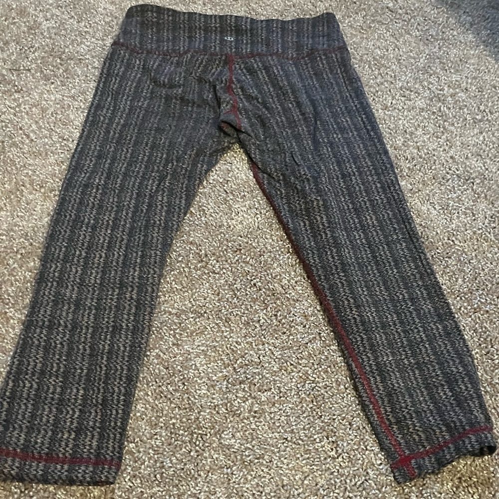 Lululemon Gray and Red Capris
